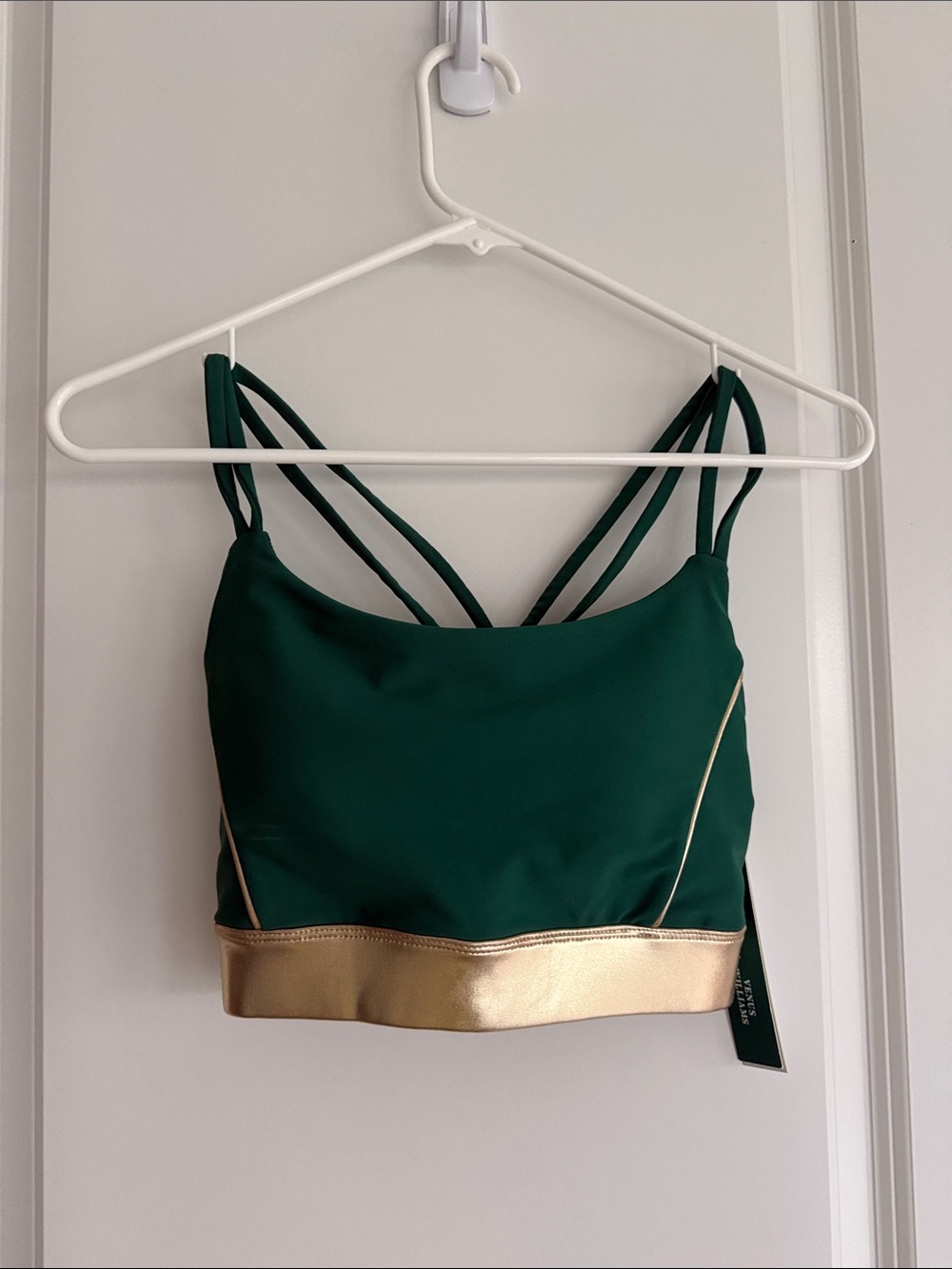 AQUA Metallic Contrast Sports Bra – AQUA Athletic x Venus Williams – Size M NWT